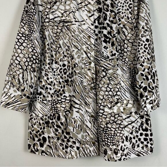 Chico's Zenergy Animal Print 3/4 Sleeve Unlined Polyester Zip Jacket Sz 2/Large - Picture 3 of 12